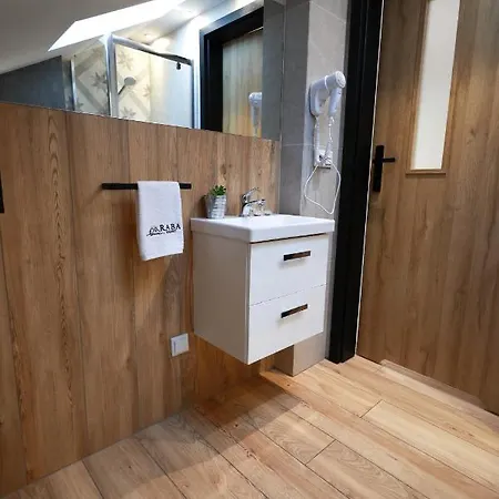Raba Resort - Domki I Apartamenty Pod Krakowem Gdów Esterno foto