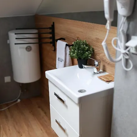 Raba Resort - Domki I Apartamenty Pod Krakowem Gdów Esterno foto