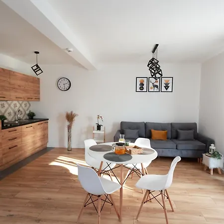 Raba Resort - Domki I Apartamenty Pod Krakowem Gdów Esterno foto